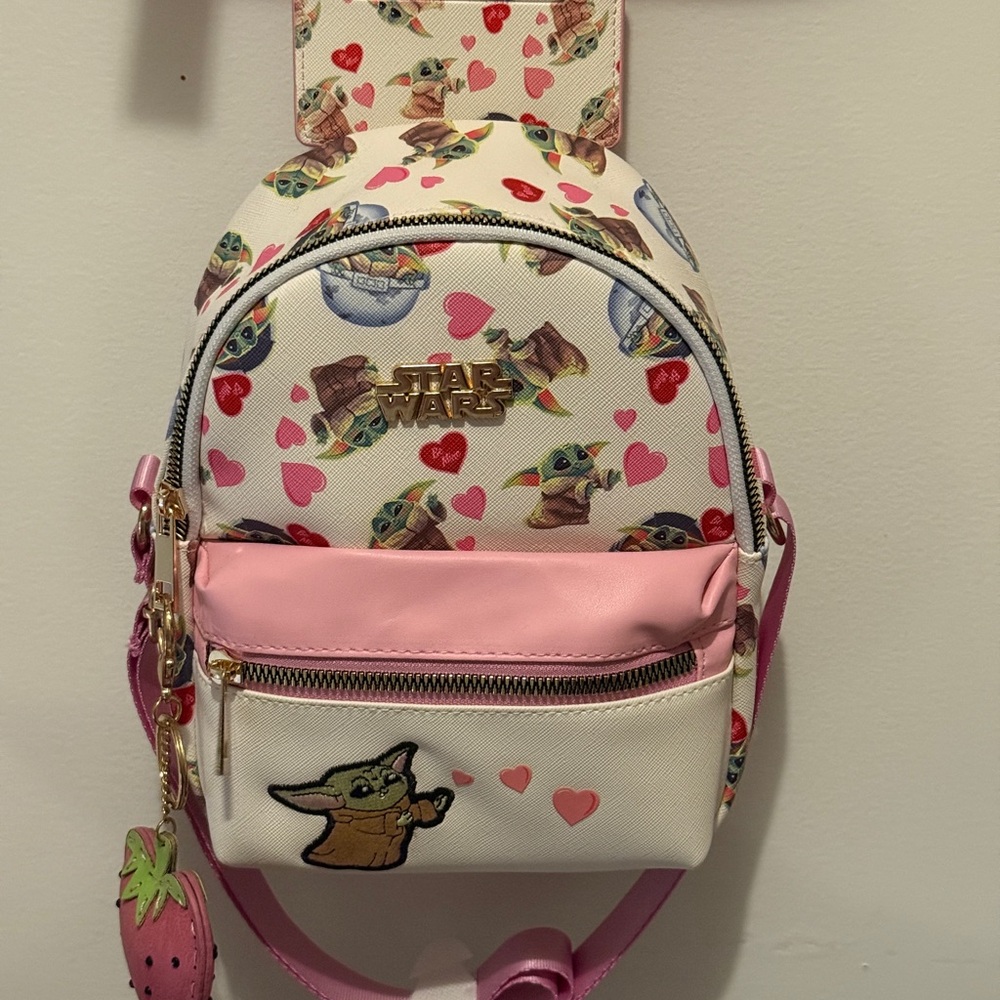 Star Wars Grogu Valentine Heart Pattern Bag and card holder.